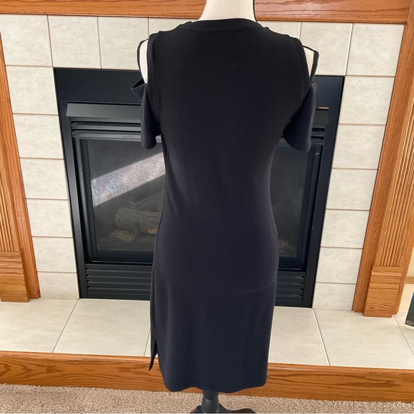 Athleta Passport Cold Shoulder Shift Dress, Sz XS - Picture 5 of 6